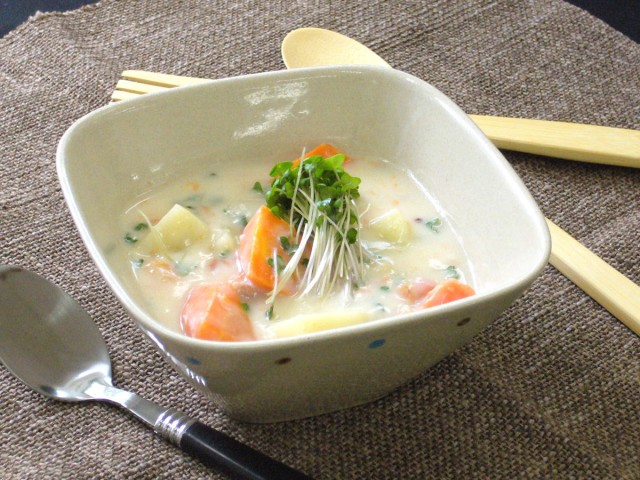 ブロッコリーの新芽　とシチュー