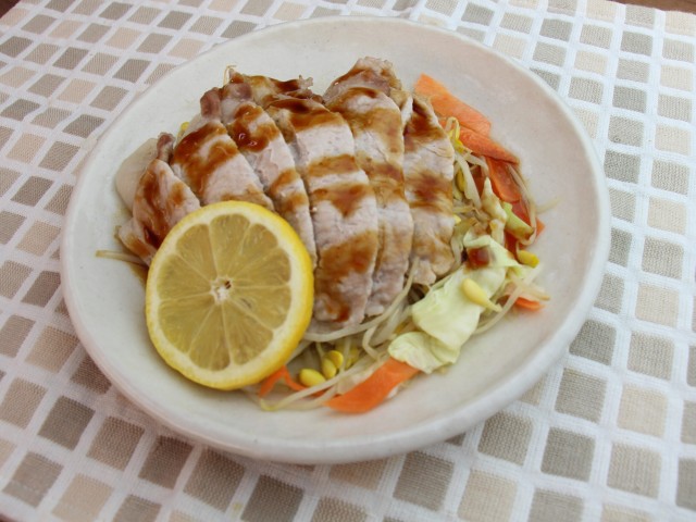 3品目ナムルと豚肉のレンジ蒸し