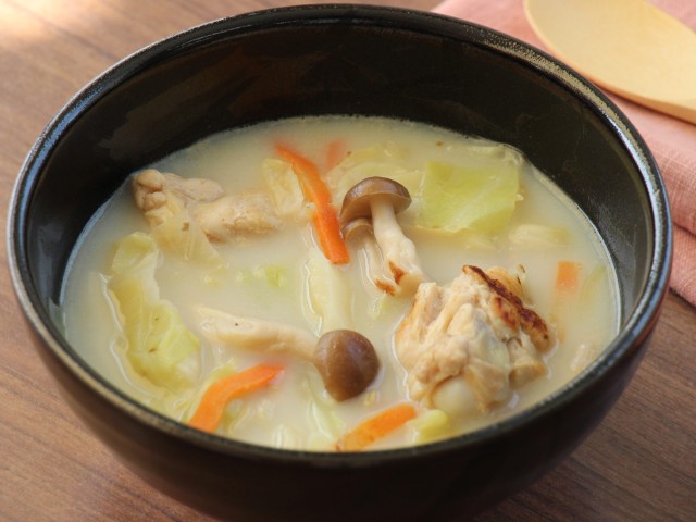 鶏白湯風スープ