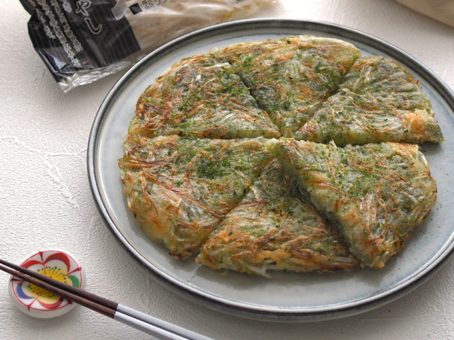 青のり香る餅チーズのもやしガレット