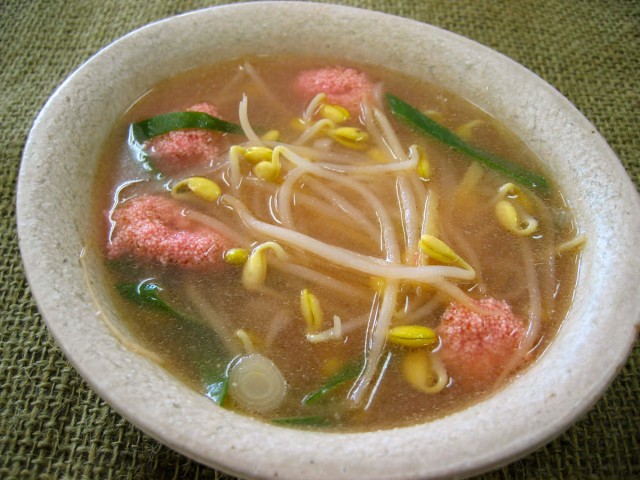 明太子と子大豆もやし芽ぐみの生姜スープ