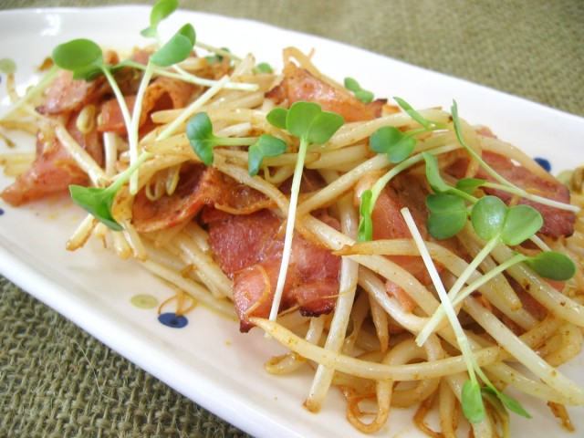 緑豆もやしのカレー炒め