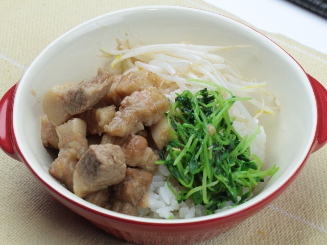 \おうちde海外ごはん/台湾の定番、魯肉飯(ル―ロー飯)